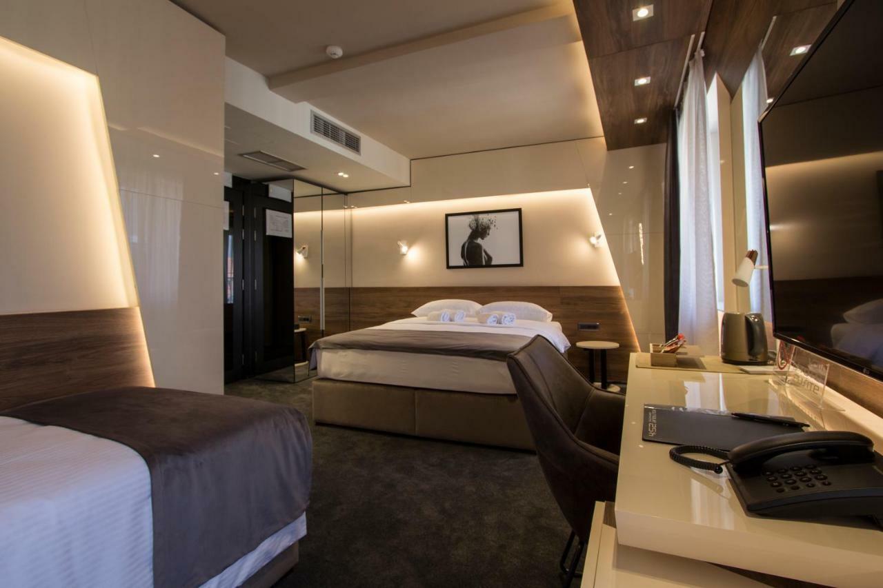 Boutique 25H By Eva Stay 018 Nis Bagian luar foto