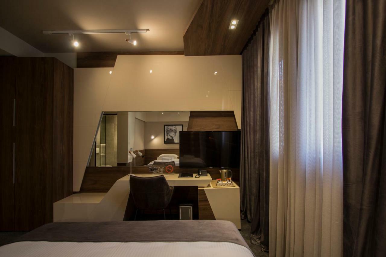 Boutique 25H By Eva Stay 018 Nis Bagian luar foto