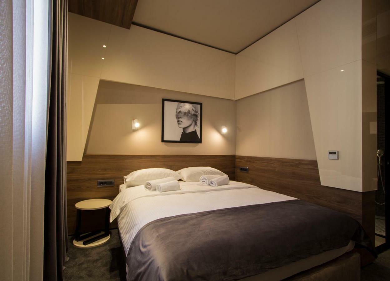 Boutique 25H By Eva Stay 018 Nis Bagian luar foto